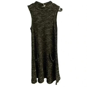 NWT ULTRA FLIRT SIZE MEDIUM BLACK DRESS WITH SOME WHITE